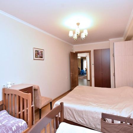 Dos Guest House Yerevan Bagian luar foto