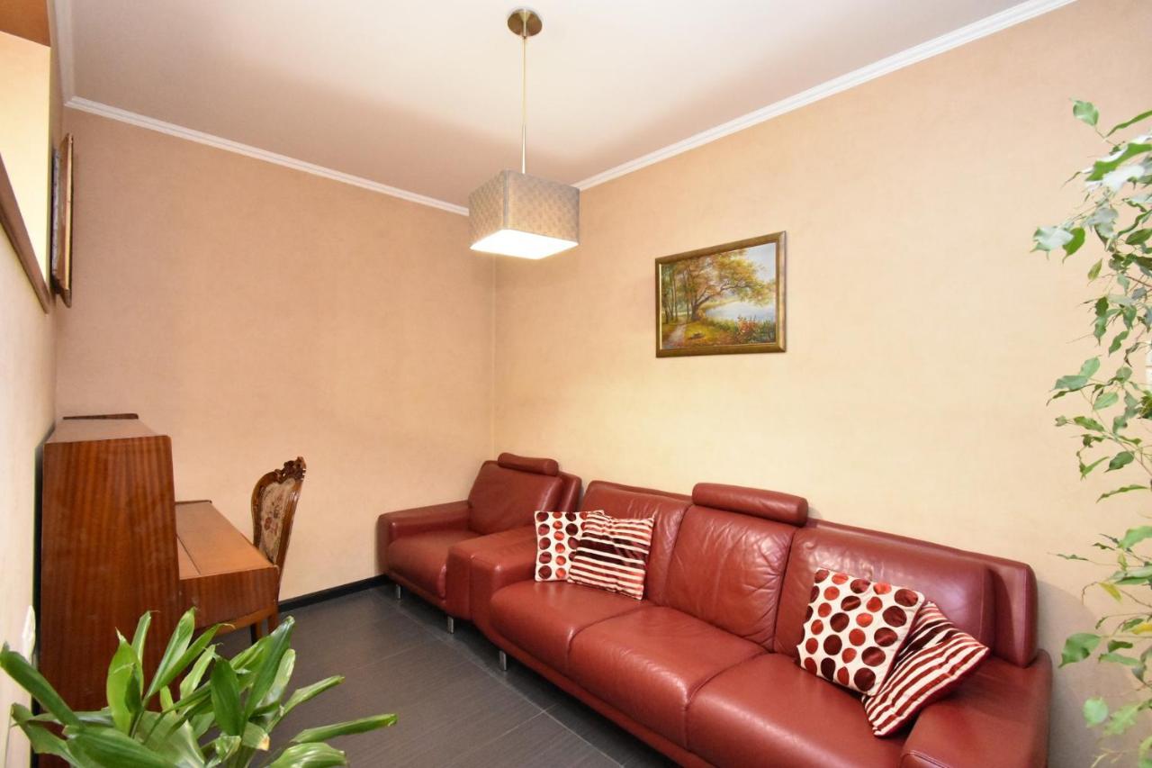 Dos Guest House Yerevan Bagian luar foto