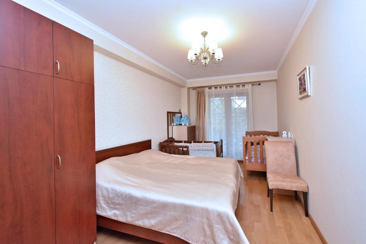 Dos Guest House Yerevan Bagian luar foto