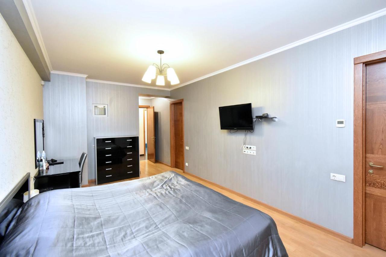 Dos Guest House Yerevan Bagian luar foto